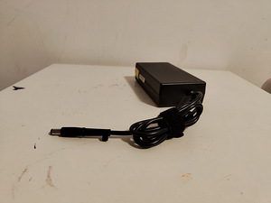 Adapter (3 foto / 6)