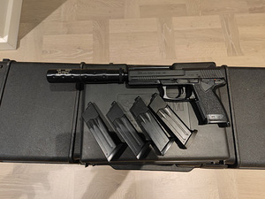 Tokyo Marui MK23 Socom (1 foto / 3)