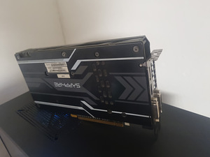 Sapphire Nitro R9 380x 4GB (2 foto / 3)