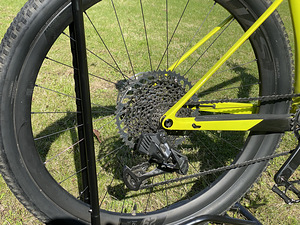 SCOTT SCALE RS 900 WORLD CUP (5 foto / 8)