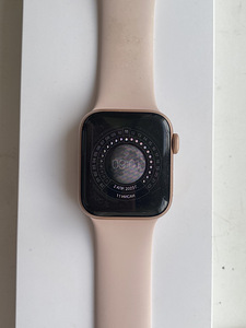 Apple watch SE (1 фото из 2)