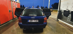 Audi a4 b5 2.5 110 kw Quattro manual 6 (4 foto / 4)