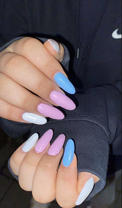 Маникюр 💅 (1 фото из 3)