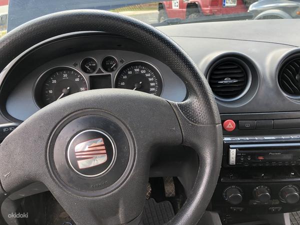 SEAT Cordoba 1.9 TDI 74 кВт (фото #3)