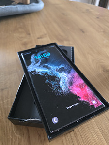 Samsung S22 Ultra 128GB 5G black (1 foto / 2)