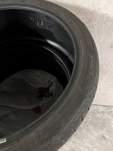 Michelin Pilot Sport 265/35 21 (3 foto / 6)