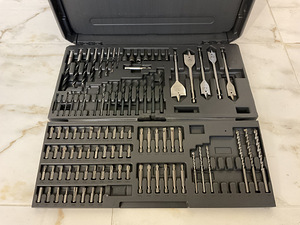 RYOBI komplekt (5 foto / 5)