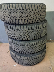 Michelin x-ice north 235/60 r18 talverehvid (1 foto / 5)