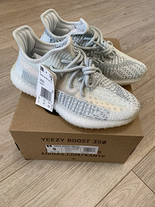 Uus Yeezy Boost 350 (40) (2 foto / 3)