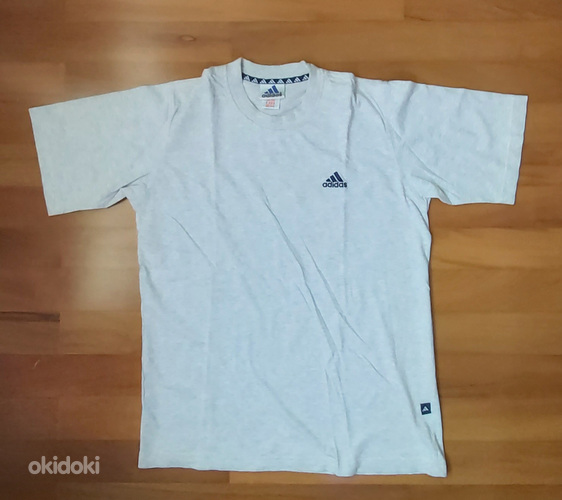 Adidas T-shirt