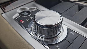 Jaguar XF S 3.0 202kW (11 foto / 15)