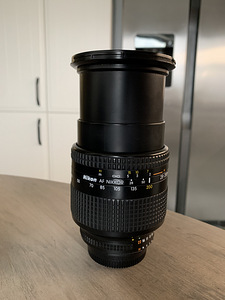 AF Nikkor 28-200mm 1:3.5-5.6 D (2 foto / 5)