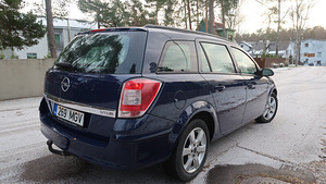 Opel Astra Station Wagon (4 foto / 10)