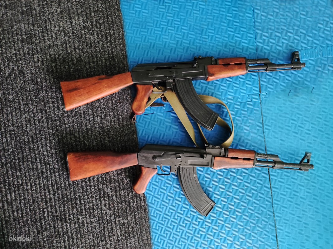 КАЛАШНИКОВ А-47 1:1 МОДЕЛЬ 2 ШТ. - Pärnu - Антиквариат, Оружие купить и ...