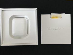 Apple AirPods 2 original (работает только левый наушник) (2 фото из 5)