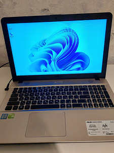 Sülearvuti Asus F541U (6 foto / 9)