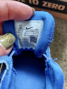 Крассовки Nike (4 фото из 4)