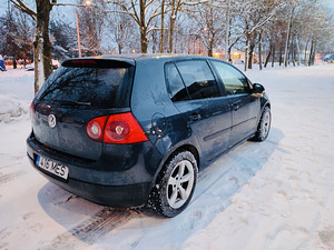 Golf 5 müügiks (3 foto / 11)