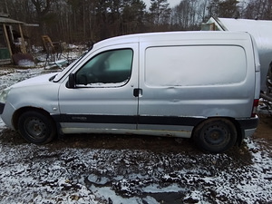 Müün sõidu auto (2 foto / 3)
