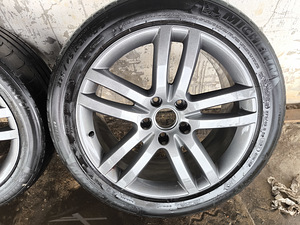 Продам диски от audi q7, 5x130,20" (1 фото из 6)