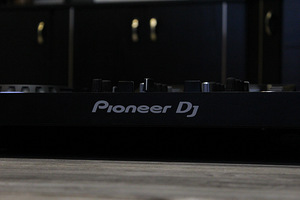 Pioneer XDJ-RX (7 foto / 8)