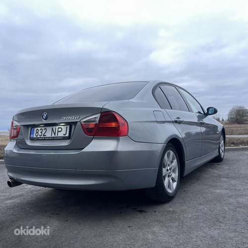 BMW 320D E90 (фото #3)