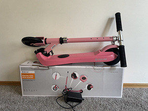 Elektrimootoriga laste roller Denver SCK-5300 roosa (1 foto / 4)
