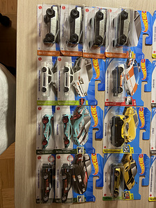 Hot wheels, kui ostate 2 autot ühe tasuta (2 foto / 10)