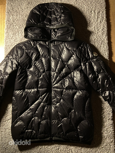 Новый Moncler Spider-Man