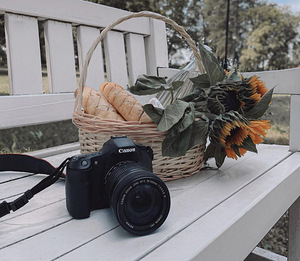Canon EOS 60D+ 18-135 mm (1 foto / 2)