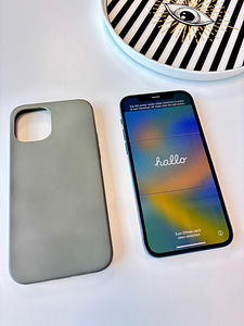 iPhone 12, 64 ГБ (1 фото из 2)
