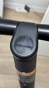 Elekriline tõukeratas Ninebot Kick Scooter ES2 (3 foto / 6)