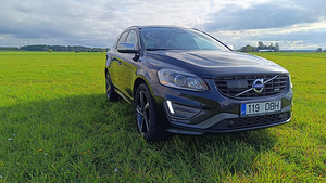 Volvo xc60 R-Design (10 foto / 15)