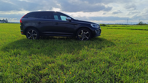 Volvo xc60 R-Design (11 foto / 15)