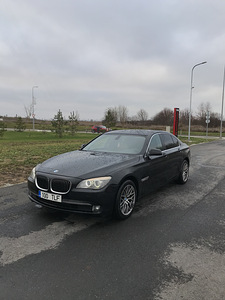 BMW F01 530D (2 foto / 7)