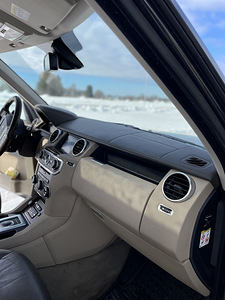 Land Rover Discovery 4 (11 foto / 15)