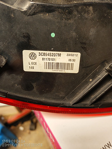 Tagumine vasakpoolne esilatern VW PASSAT CC 2012 (4 foto / 4)