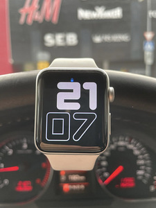 Apple Watch Series 3 (1 foto / 1)