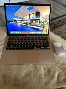 Macbooc Air 13.3" 2020 (1 foto / 3)