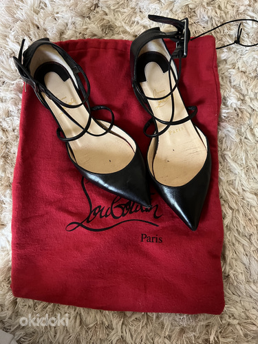 Christian Louboutin 36