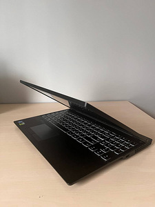 Sülearvuti Lenovo Legion (2 foto / 8)