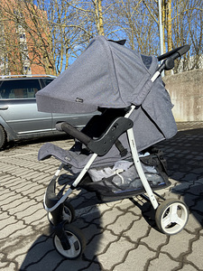 Продам прогулочную коляску (2 фото из 3)