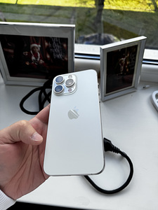 iPhone 15 Pro max 256 (2 фото из 3)