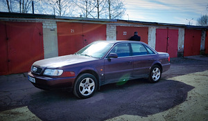 Audi A6 2.6 V6 110кВ, 1996