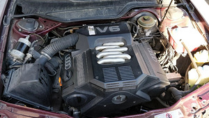 Audi A6 2.6 V6 110kv (9 foto / 11)