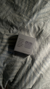 Apple AirPods Pro (2-е поколение) (2 фото из 2)