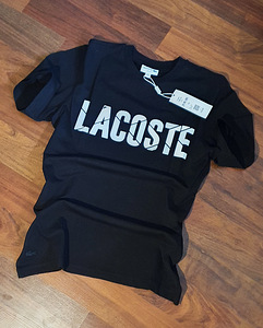 LACOSTE T-särk (1 foto / 2)