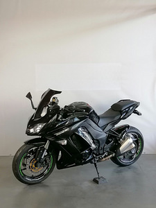 Kawasaki Z1000sx (2 foto / 5)