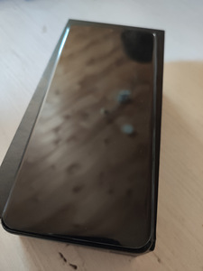 Samsung galaxy s20+ (10 foto / 10)
