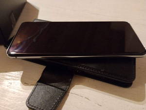 Samsung galaxy s20 (6 foto / 10)